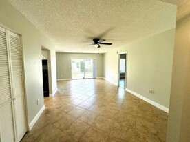 Building Photo - 6312 7th Ave W