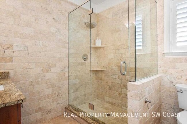 Building Photo - 1412 Hemingway Pl