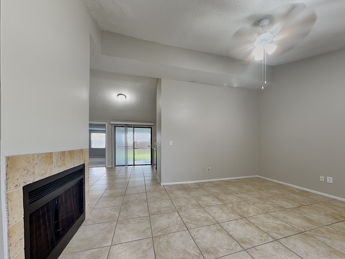 Building Photo - 9402 Lonsdale Ct