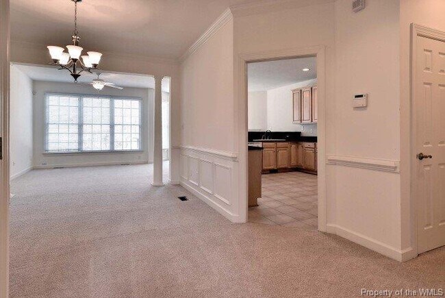 Building Photo - 104 Chanticleer Ct