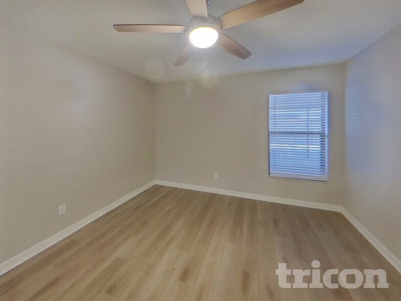 Building Photo - 1710 Newland Pl