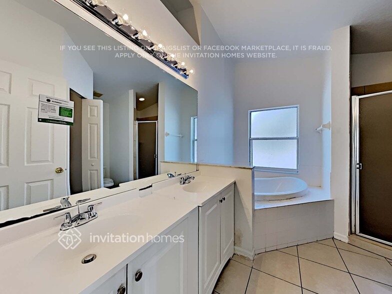 Building Photo - 8509 Blackberry Ave