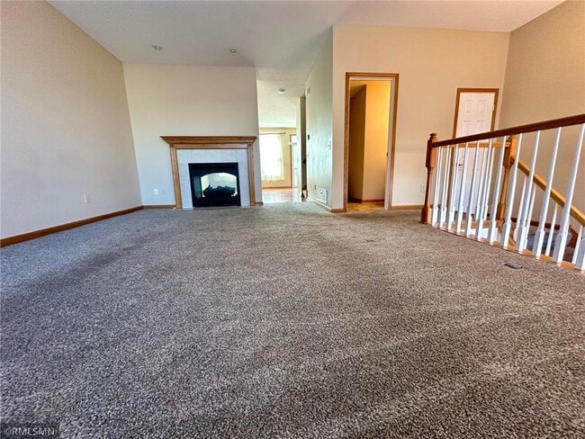 Building Photo - 1760 Riverside Dr