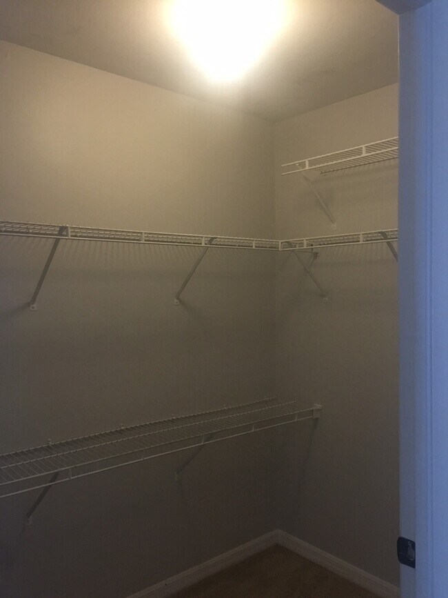 Building Photo - Condominium for Rent in Cape Coral. 2bed/2bath . Zip code 33990