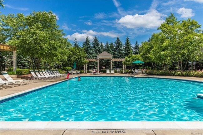 Building Photo - 20209 Chesapeake Cir