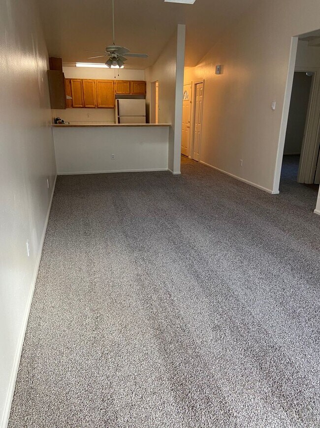 Building Photo - brab02