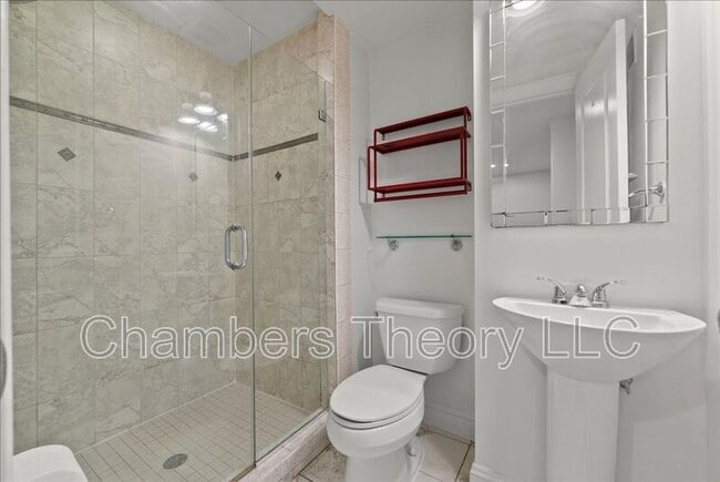 Building Photo - 739 Newton Pl NW