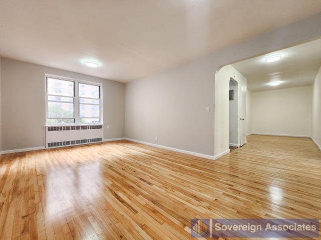 Building Photo - 1 bedroom in BRONX NY 10463