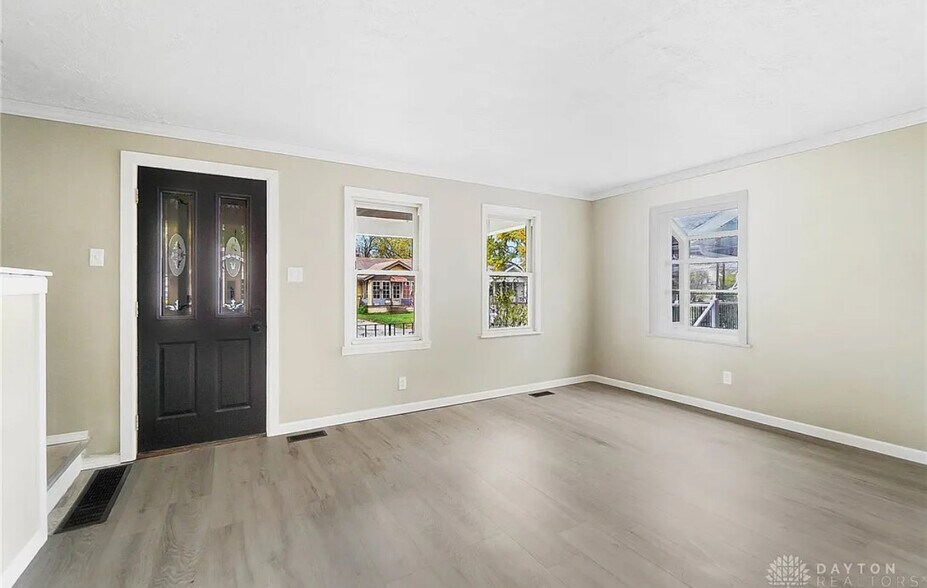 Building Photo - 2116 Moreland Ave