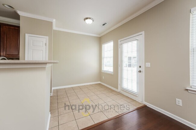 Building Photo - 4 Bedroom, 3 Bath Townhome in Grand Oaks Plantation of West Ashley