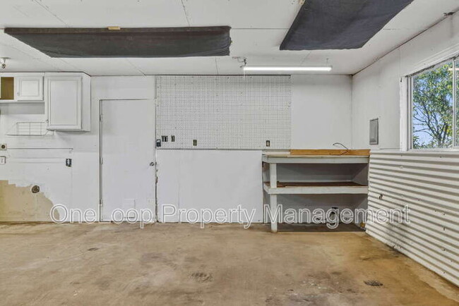 Building Photo - 2823 Polk Rd