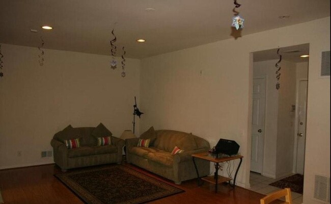 Building Photo - 13088 Rose Petal Cir