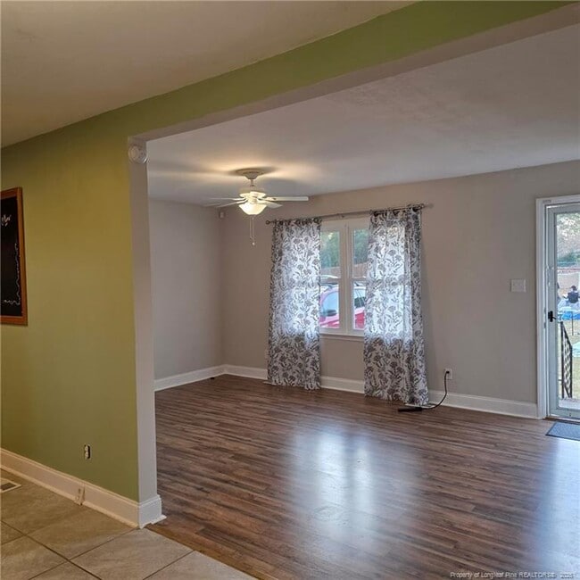 Building Photo - 1401 Greenock Ave