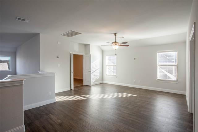 Building Photo - 7600 Clear Rapids Dr