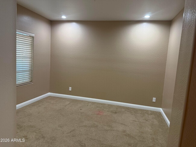 Building Photo - 10743 W Desert Elm Ln