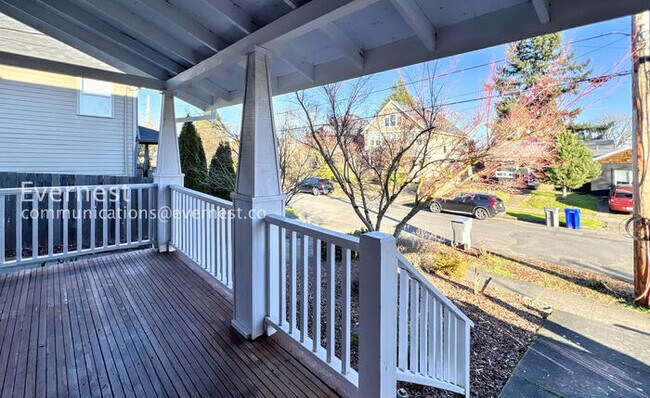 Building Photo - 6147 NE 9th Ave