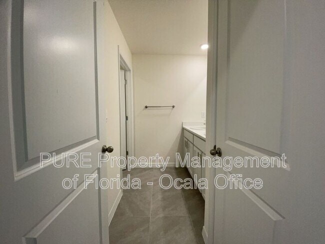 Building Photo - 7084 SW 136th Ln