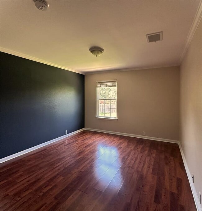 Building Photo - 816 Rusk Rd