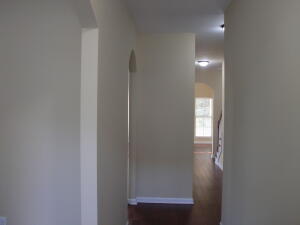 Building Photo - 3631 Mossland Dr