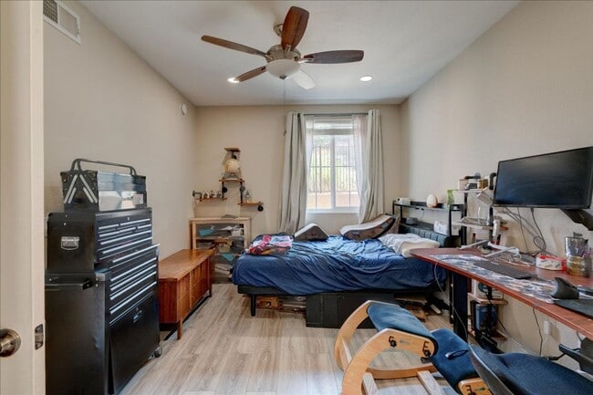 Building Photo - 3850 Elijah Ct