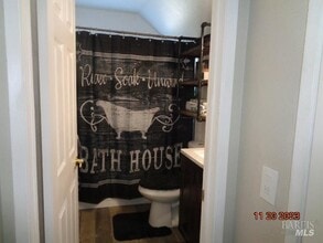 Building Photo - 720 Devonshire Ct