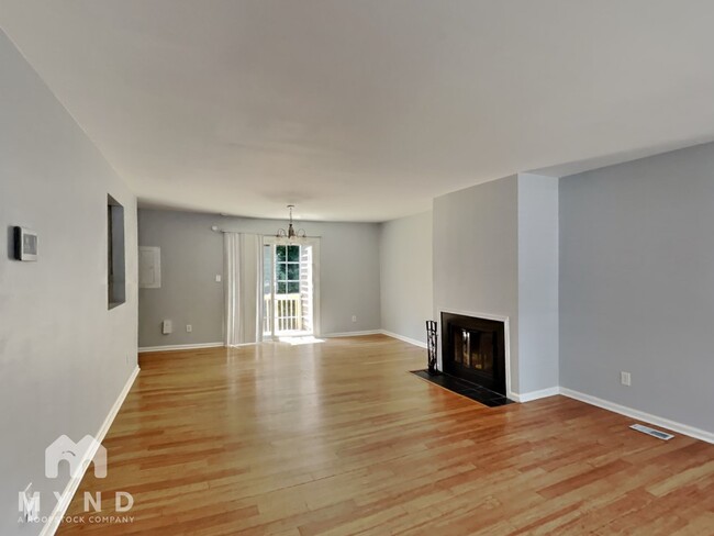 Building Photo - 208 Virginia Pl