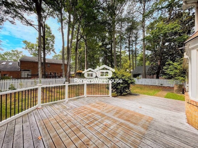 Building Photo - 2925 Duke of York Dr