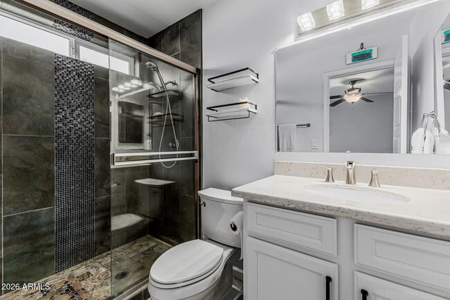 Building Photo - 1005 W Laguna Dr