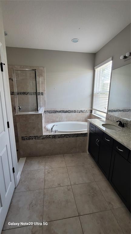 Building Photo - 27043 Carolina Aster Dr
