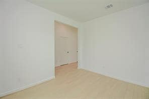 Building Photo - 9519 Dearborn Creek Dr