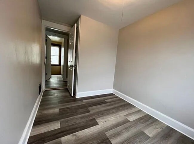 Building Photo - 186 Greene St