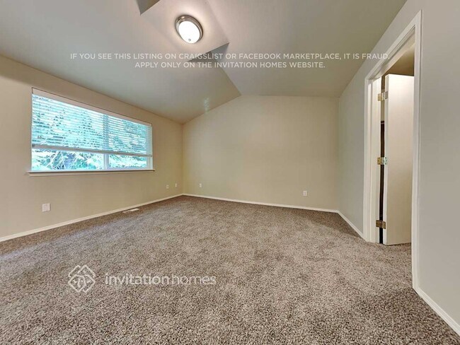 Building Photo - 14909 93rd Ave E