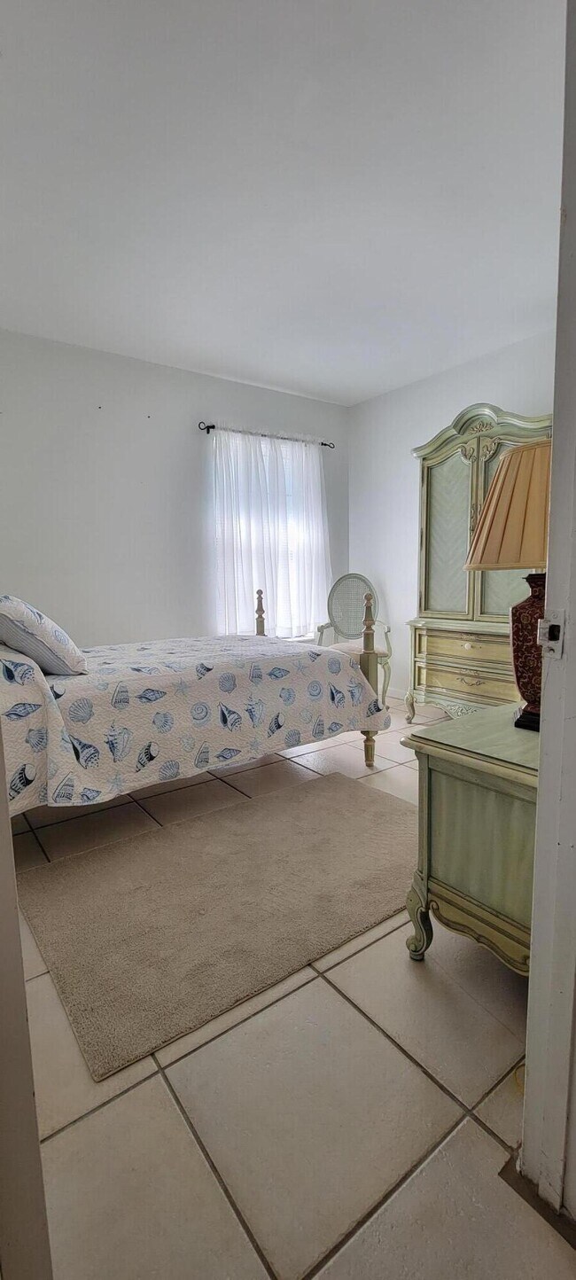 Building Photo - 12738 Peconic Ct