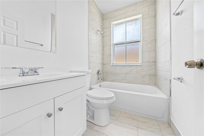 Building Photo - 27460 SW 138th Path