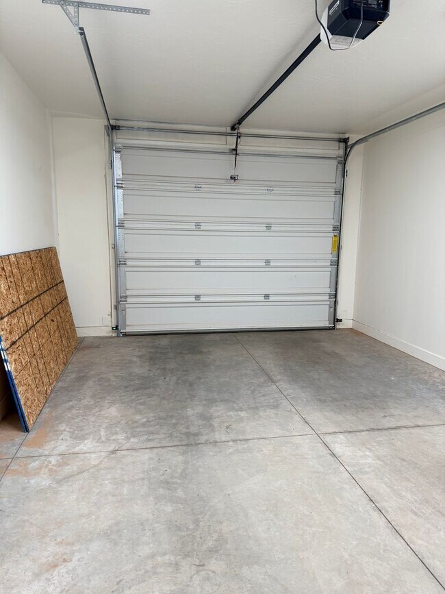 Building Photo - 507 N 3650 W