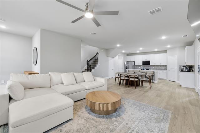 Building Photo - 2724 Big Bend Mews