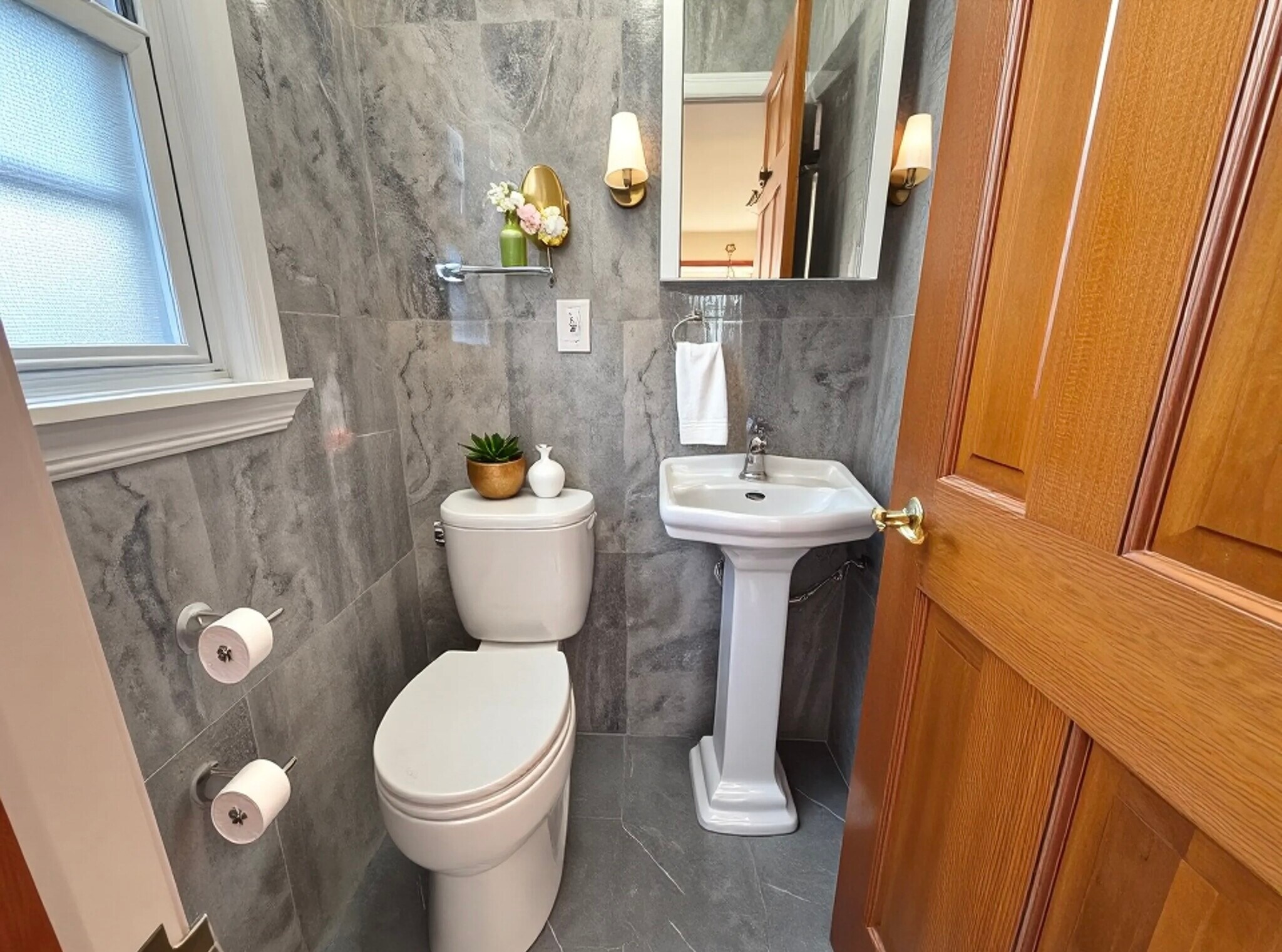 Building Photo - 14410 20th Ave