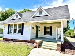 Building Photo - Fully Updated 3BR Home with Quartz Counters & Fenced Yard