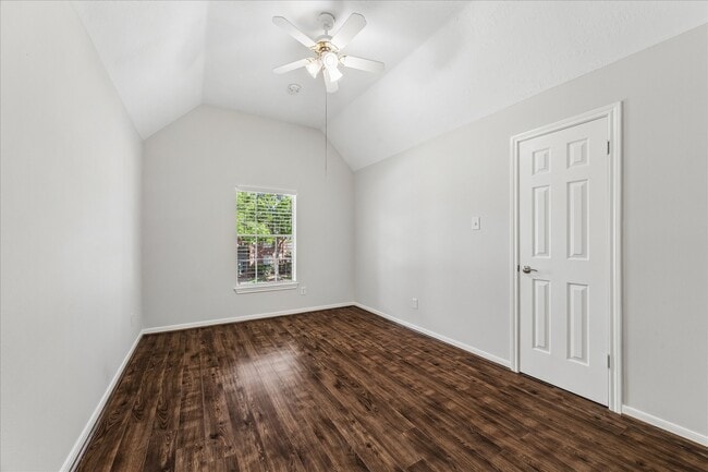Building Photo - 11818 Orchard Mountain Dr