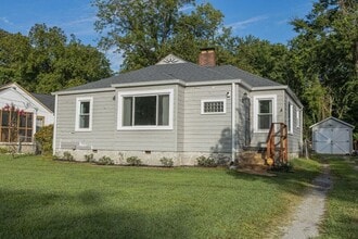 Building Photo - 303 Shawnee Trail