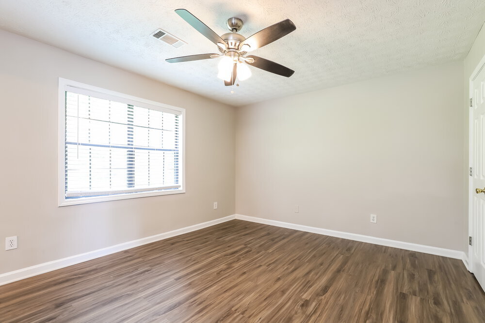Building Photo - 4272 Falcon Crest Dr