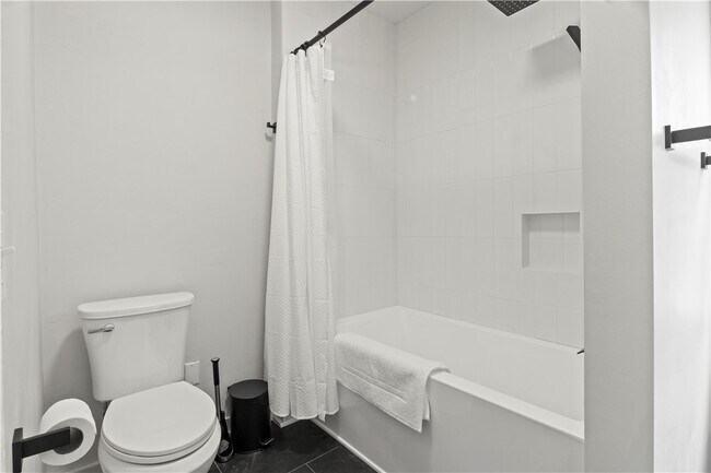 Building Photo - 95 Beaufort St