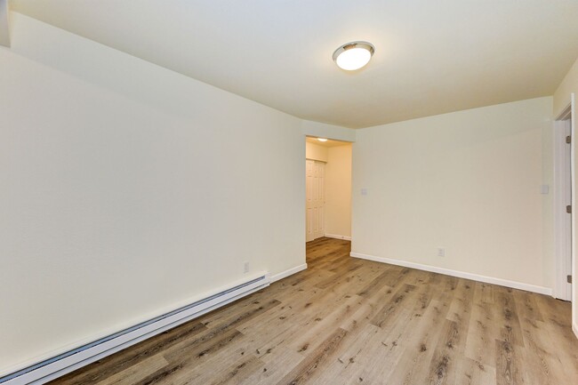 Building Photo - Updated 3BR Unit in Federal Way