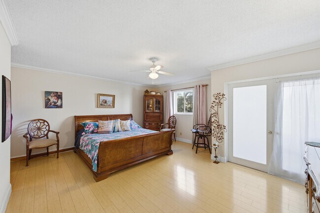 Building Photo - 4851 NW 21st St