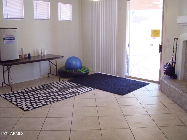 Building Photo - 6933 W Remuda Dr