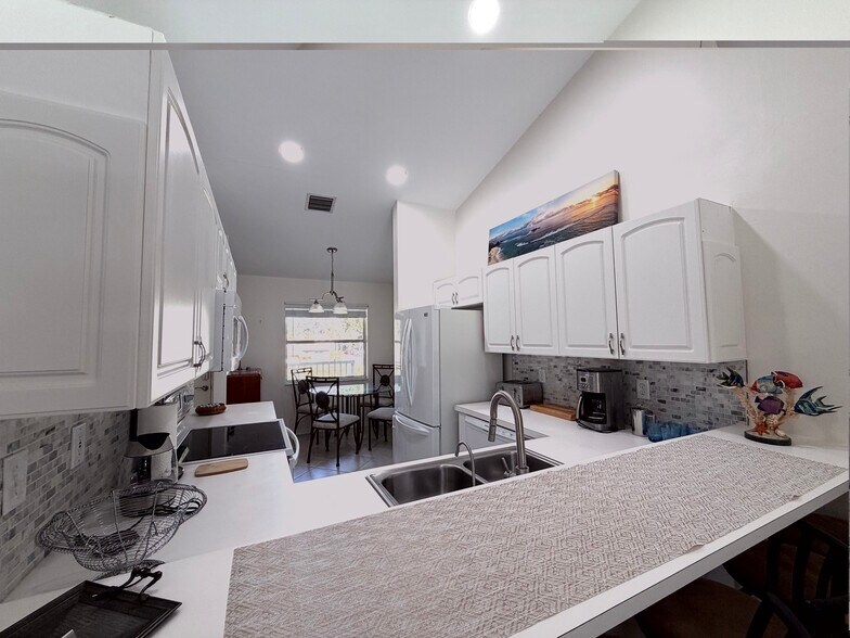 Building Photo - 186 Pebble Shores Dr