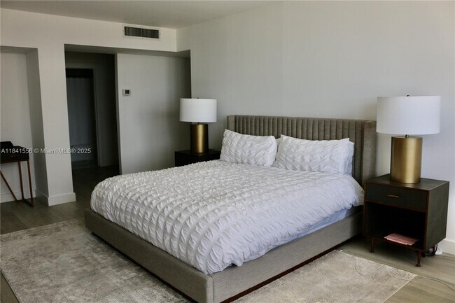 Building Photo - 9801 Collins Ave