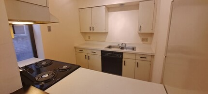Building Photo - 1217 Lami St