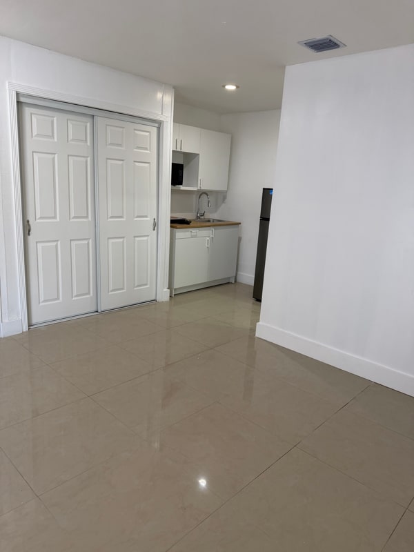 Building Photo - 8111 SW 129th Ave