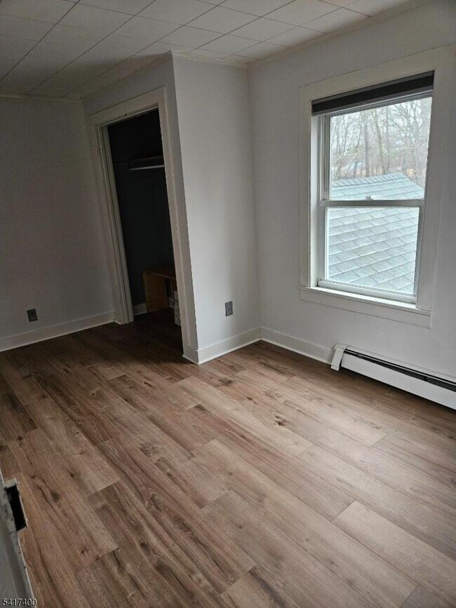 Building Photo - 4 Mill St